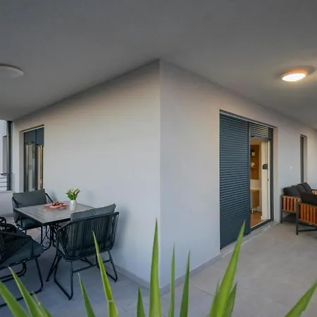 Cvita-makarska Apartamento *